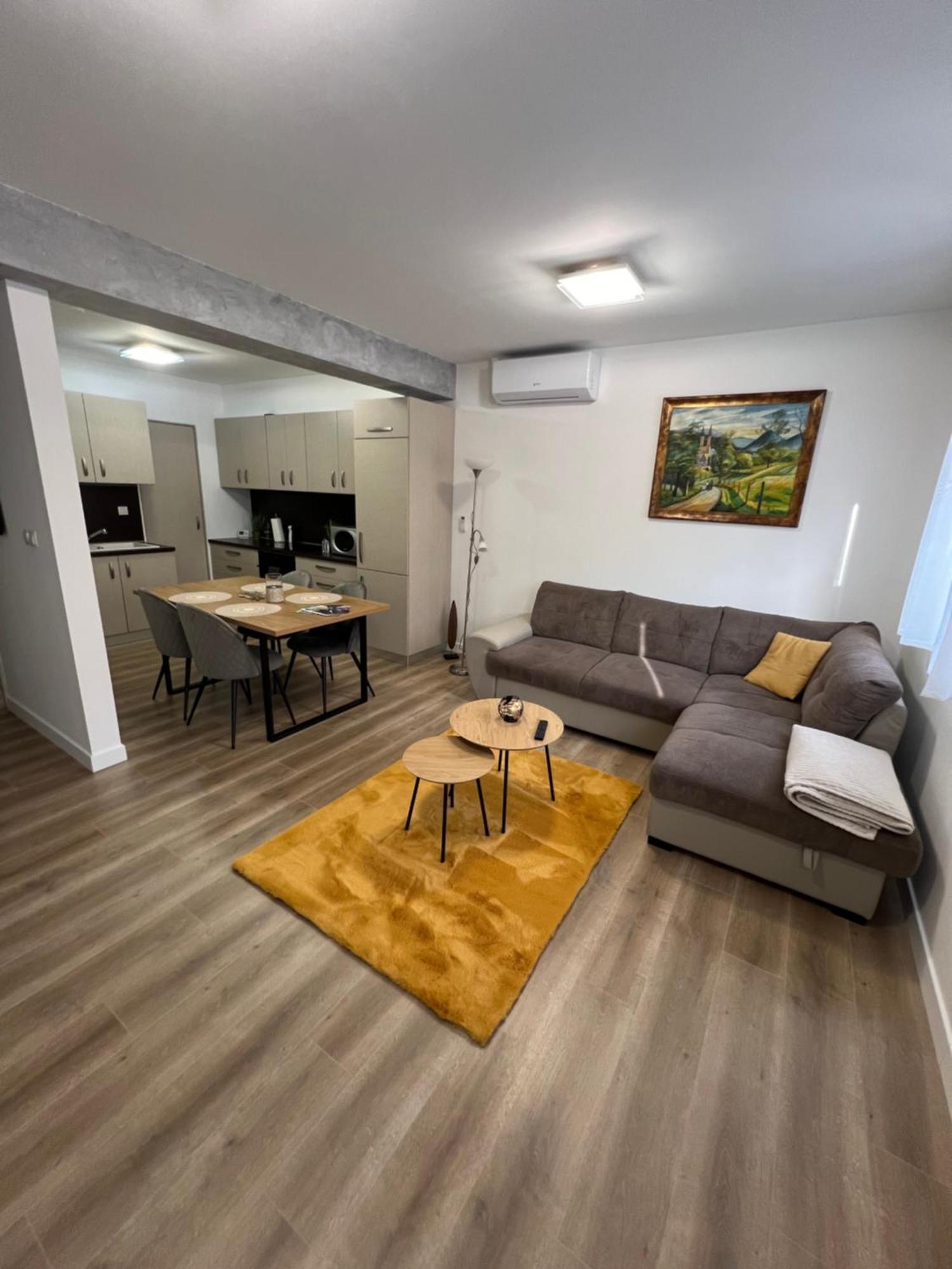 Garay26 Apartman Pecs Exterior photo